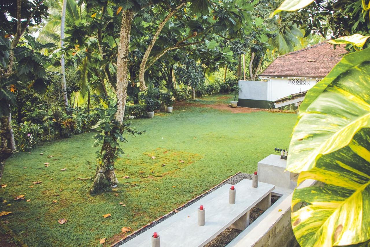 Templeberg Acomodação com café da manhã Walahanduwa Exterior foto
